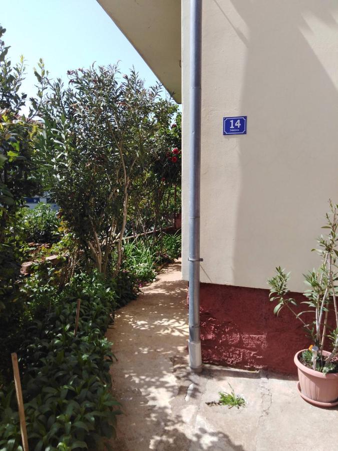 Pero Apartman Villa Sukošan Eksteriør billede